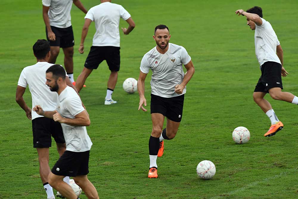  Mengintip Latihan Timnas Indonesia Jelang Pertandingan Melawan Vietnam