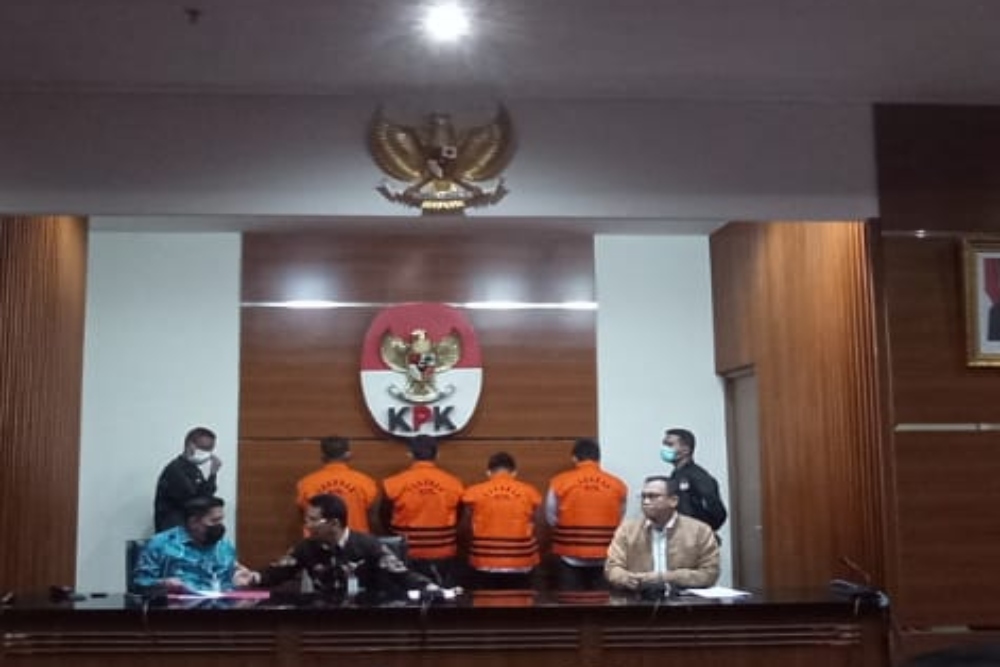  KPK Tahan 10 Tersangka Suap RAPDB Provinsi Jambi