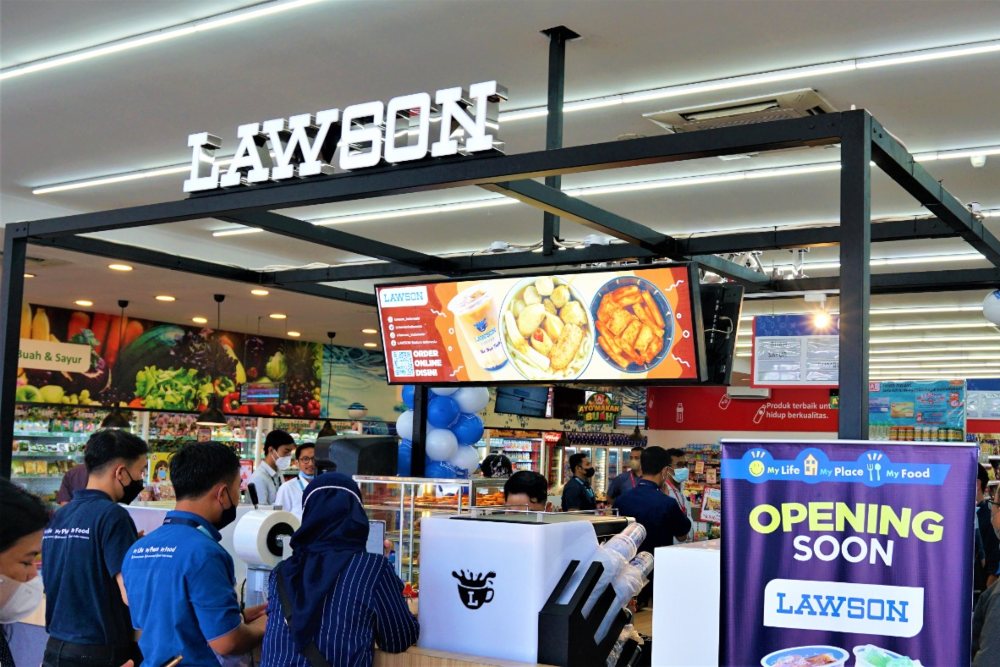 Gerai Lawson dengan konsep baru dibuka di dalam ritel minimarket Alfamidi Super di Serpong, Tangerang Selatan. Alfamidi (MIDI) akan melakukan pemecahan nilai saham (stock split) dan menambah modal dengan hak memesan efek terlebih dahulu (HMETD) atau rights issue. (Dokumentasi Lawson).