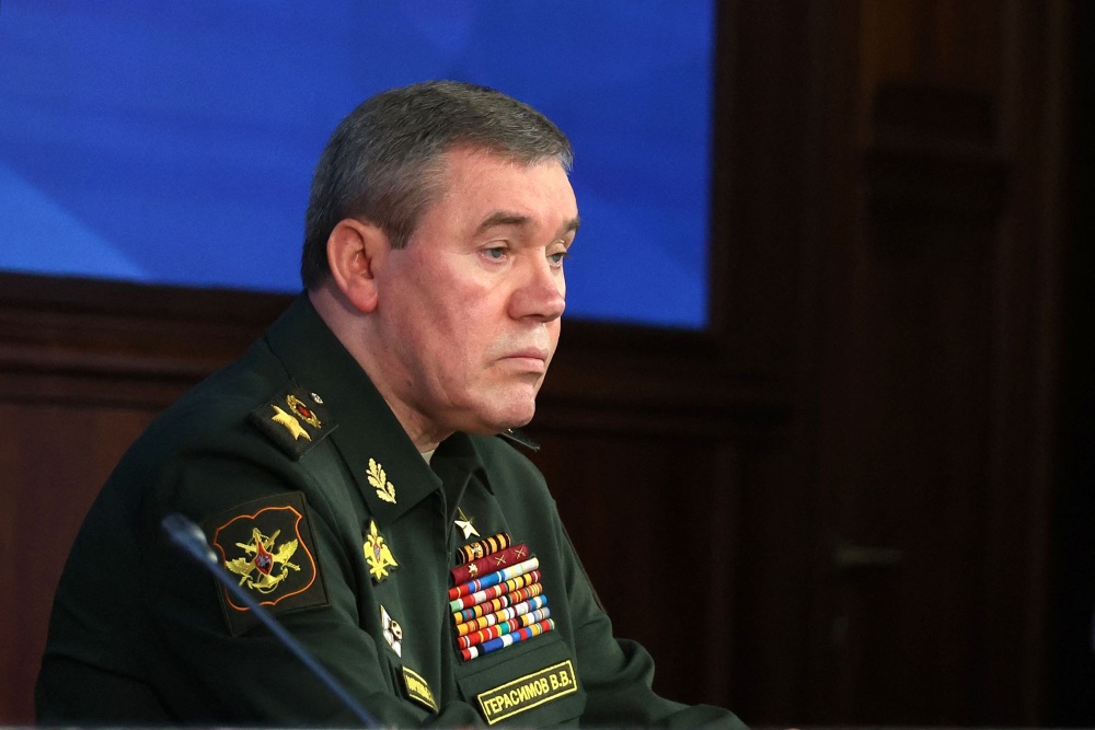 Menteri Pertahanan Sergei Shoigu telah menunjuk Kepala Staf Umum Valery Gerasimov sebagai komandan pasukan Rusia di Ukranina./Bloomberg/Mikhail Kireyev/AFP - Getty Images