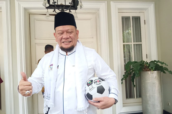 La Nyalla Mataliti saat menyambangi rumah calon wakil presiden Ma’ruf Amin di Jakarta./Bisnis-Muhammad Ridwan