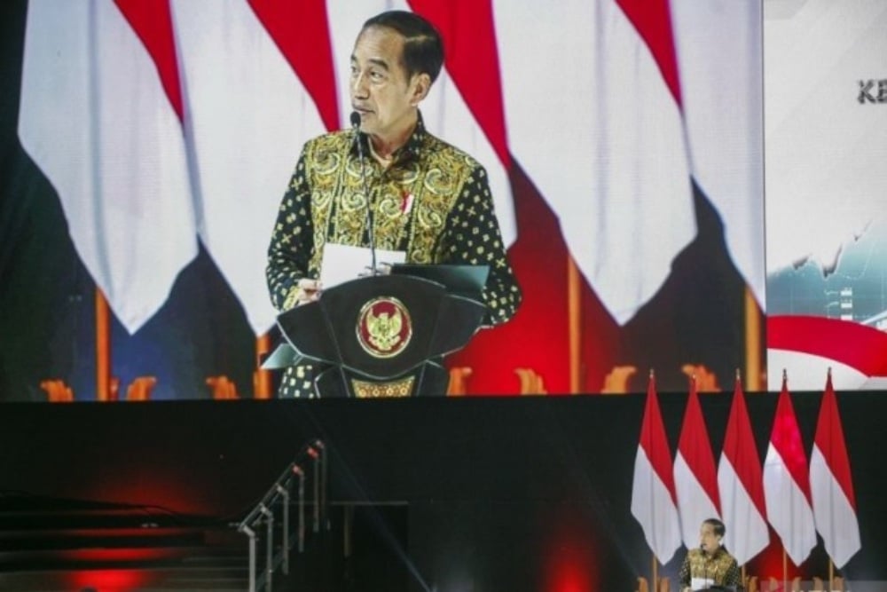 Presiden Joko Widodo (Jokowi) memberikan sambutan dalam pembukaan Rakornas Kepala Daerah dan Forkopimda 2023 di SICC, Sentul, Kabupaten Bogor, Jawa Barat, Selasa (17/1/2023). ANTARA FOTO/Yulius Satria Wijaya/hp