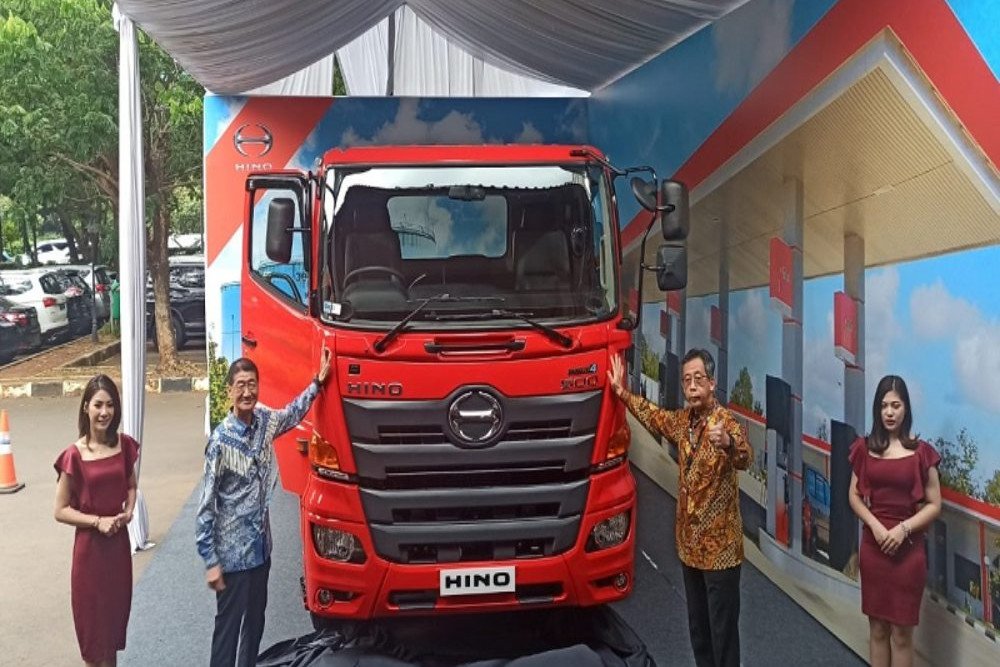  Hino Sasar Angkutan B3, Luncurkan 6 Produk Anyar