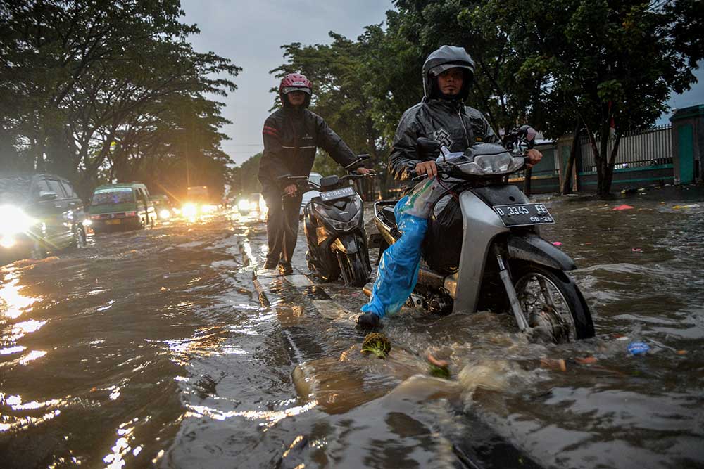  Sejumlah Kawasan di Bandung Terendam Banjir