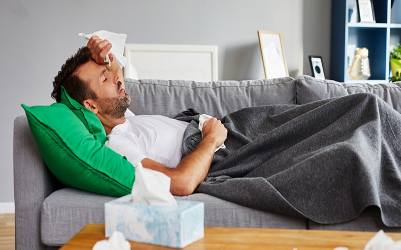  Jepang Pertimbangkan Covid-19 Masuk Kategori Flu Biasa