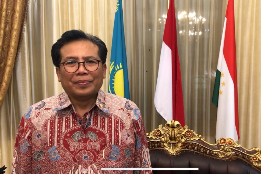  Dubes Fadjroel Temui Jokowi di Istana, Bahas Diplomasi Hingga Pilpres 2024