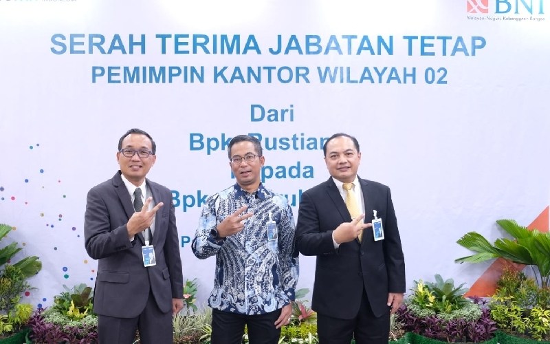  Serah Terima Jabatan, Khairul Salam Kini Pimpin BNI Wilayah 02 Padang