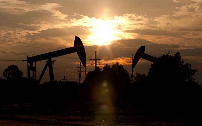  Susut Produksi Migas di Saat Konsumsi Energi Mulai Ngegas