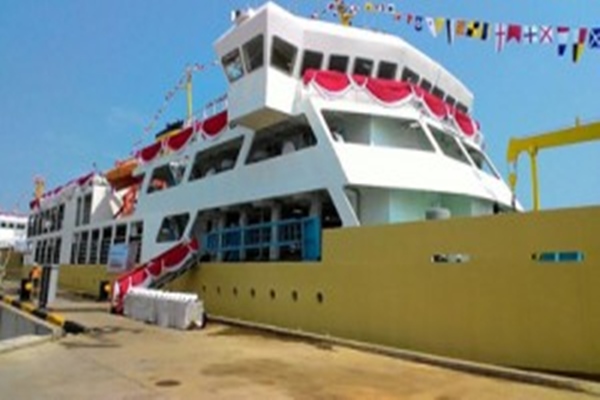 Kapal angkut ternak  tiba di Pelabuhan Tanjung Priok Jakarta./JIBI