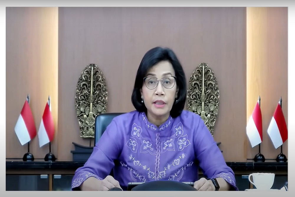 Menteri Keuangan RI Sri Mulyani Indrawati memaparkan keuangan negara dalam konferensi pers APBN Kita pada Selasa (20/12/2022). Dok. Youtube Kemenkeu RI.