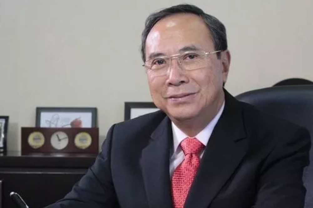 Potret wajah Djoko Susanto, pendiri Sumber Alfaria Trijaya (AMRT) atau Alfamart. - Dok. Universitas Bunda Mulia (ubm.ac.id)