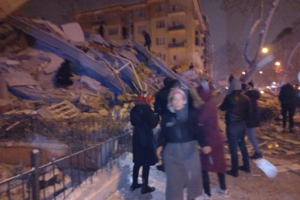 Korban Meninggal Gempa Turki Bertambah Jadi 3.832 Orang