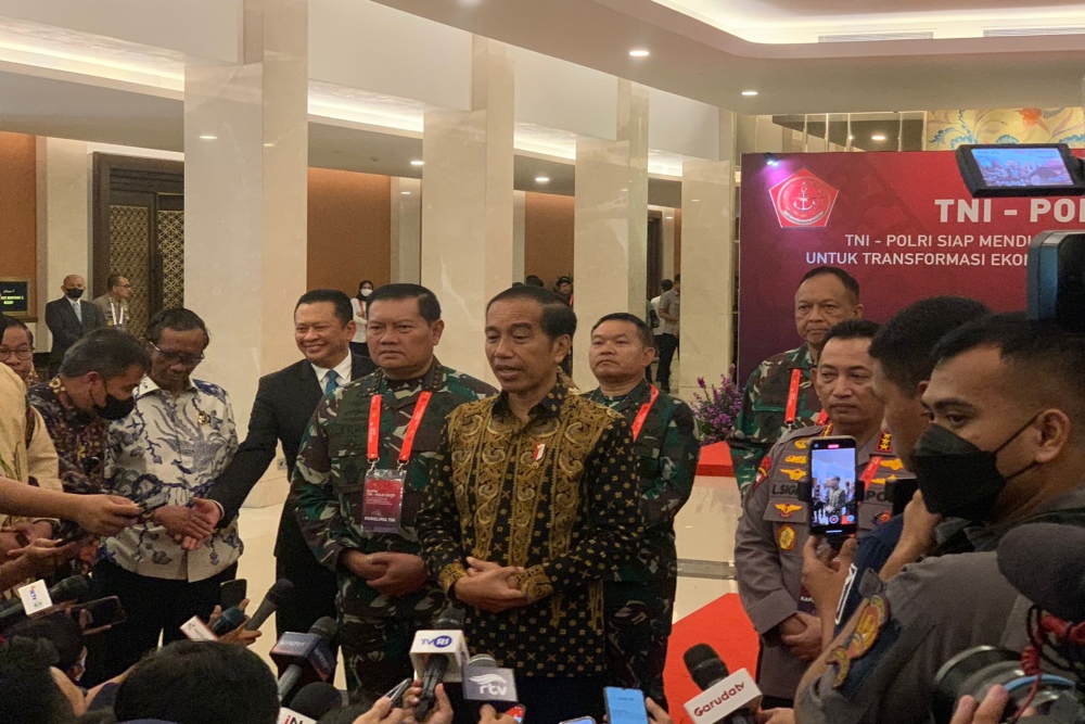  Pesan Jokowi ke TNI-Polri: Jaga Kondusifitas, Jangan Terlibat Politik Praktis!