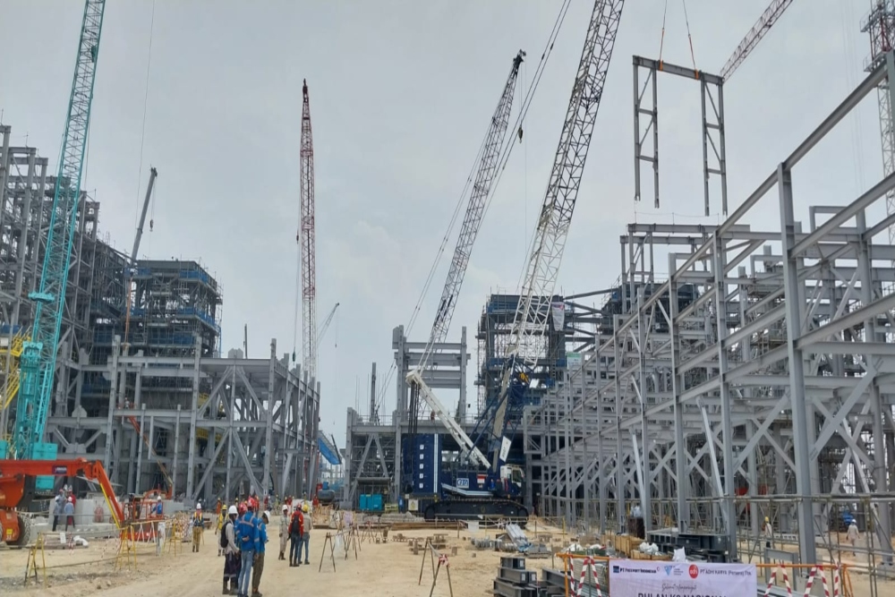 Pembangunan smelter PTFI di Kawasan Ekonomi Khusus (KEK) JIIPE, Gresik, Jawa Timur - Bisnis/Nyoman Ary Wahyudi