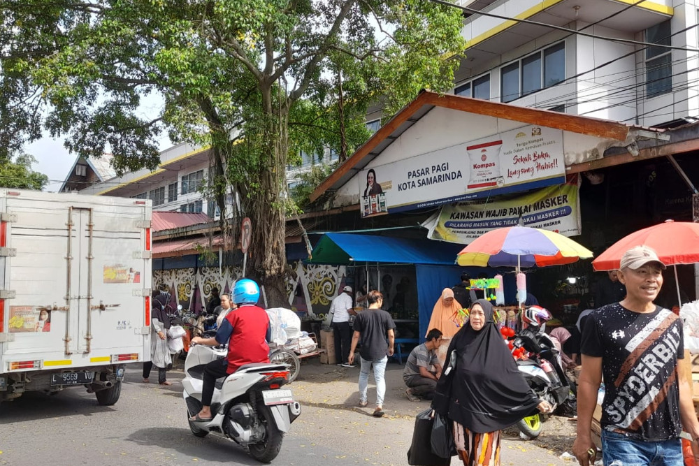Suasana Pasar Pagi di Kota Samarinda./Bisnis