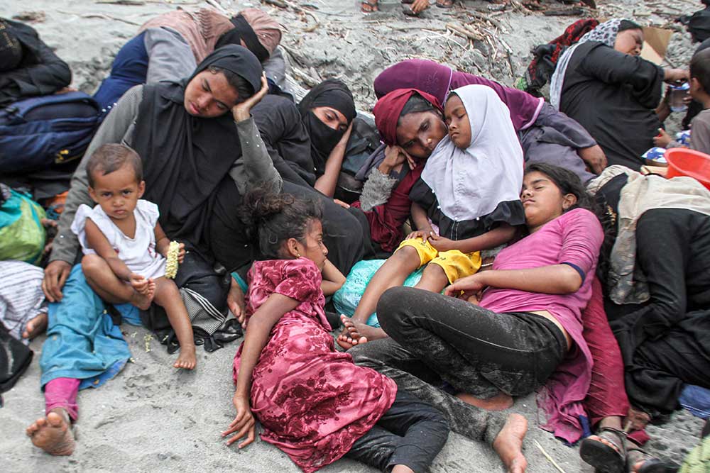  Puluhan Imigran Etnis Rohingya Terdampar di Aceh