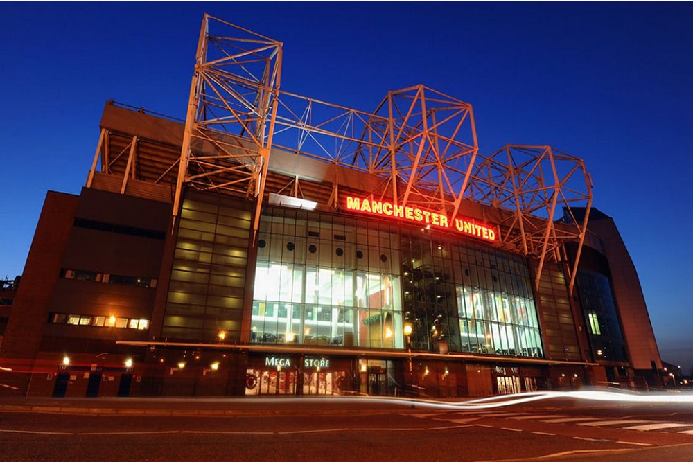 Stadion Old Trafford milik klub Manchester United (MU). Mirror.co.uk