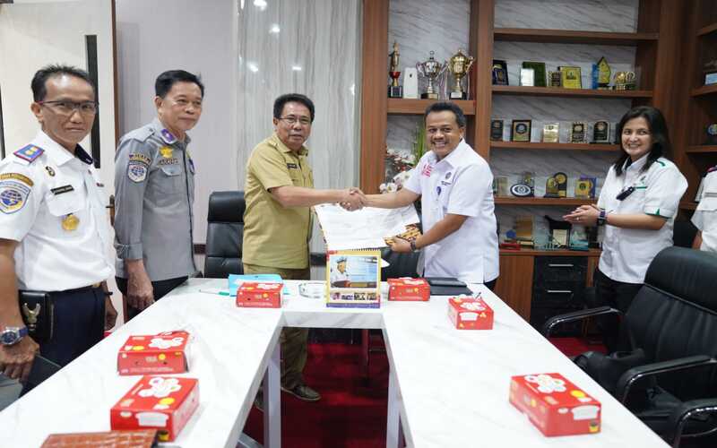  Pemprov Sulsel - Kemenhub RI Serah Terima 9 Pelabuhan Pengumpan