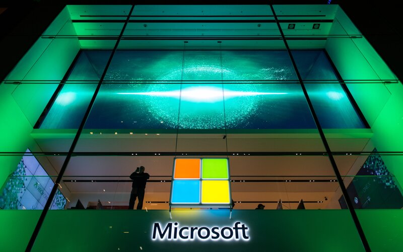 Logo Microsoft/ Bloomberg