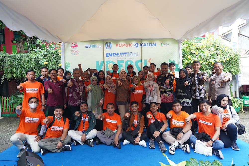 PT Pupuk Kalimantan Timur (Pupuk Kaltim) melalui program Employee Voluntary Initiation (Evolution) gelar Aksi Bersih Sampah di Sekolah (Kreasi Berkah) dalam rangka peringatan Hari Sampah Sedunia Tahun 2023./JIBI-Istimewa