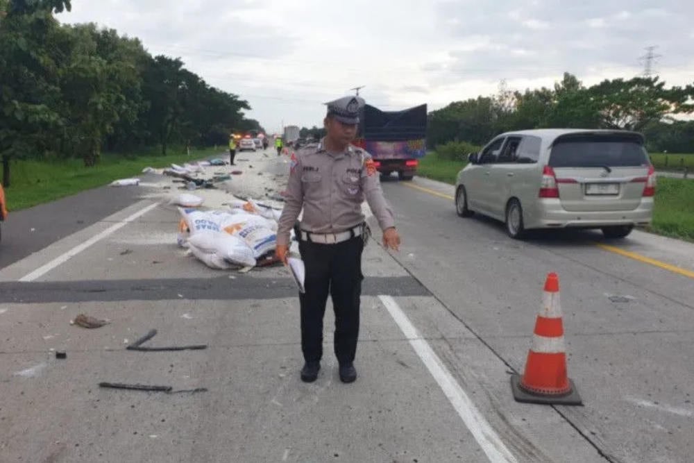  Kecelakaan Tol Cipali KM 186: Lima Korban Tewas Berhasil Diidentifikasi