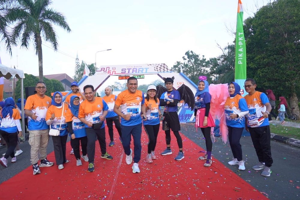 Persatuan Istri Karyawan PT Pupuk Kalimantan Timur (PIKA PKT) gelar Run For Fun 2+2K dalam rangkaian HUT ke-22 Tahun pada Sabtu (19/2/2023)./JIBI-Istimewa