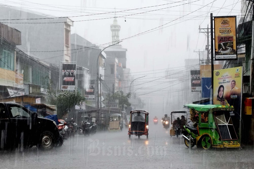  BMKG Prediksi Cuaca Buruk Terjang Wilayah Makassar Hingga Minggu Depan