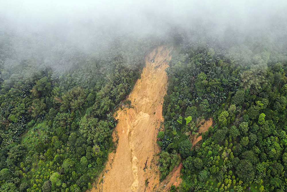  Tanah Longsor di Kabupaten Natuna Tewaskan 10 Orang dan Puluhan Orang Masih Dalam Pencarian
