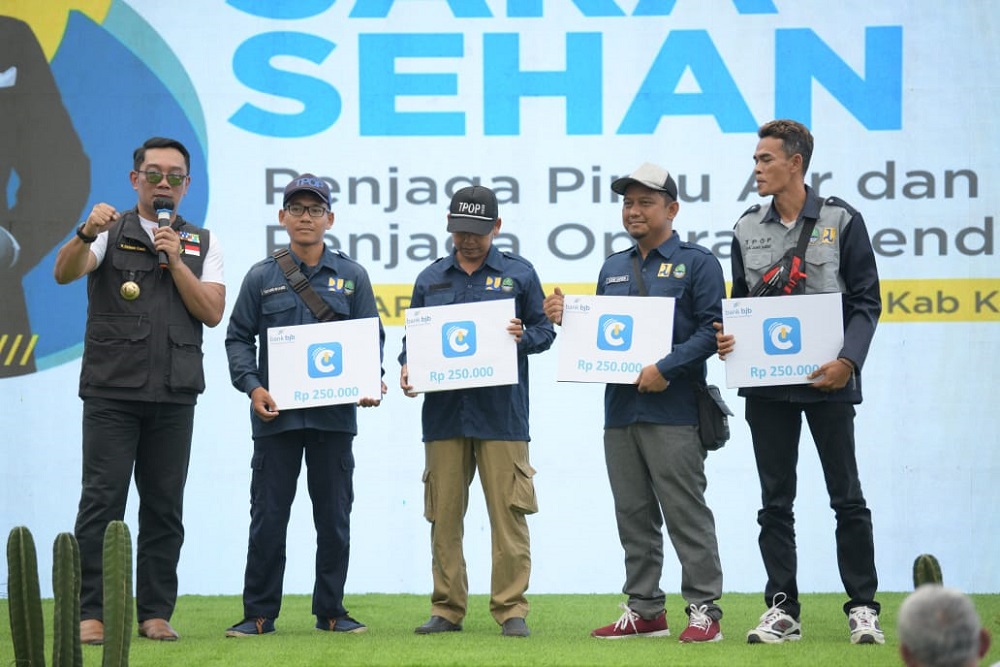  Jabar Surplus Padi, Ridwan Kamil Apresiasi Ribuan Petugas Pintu Air