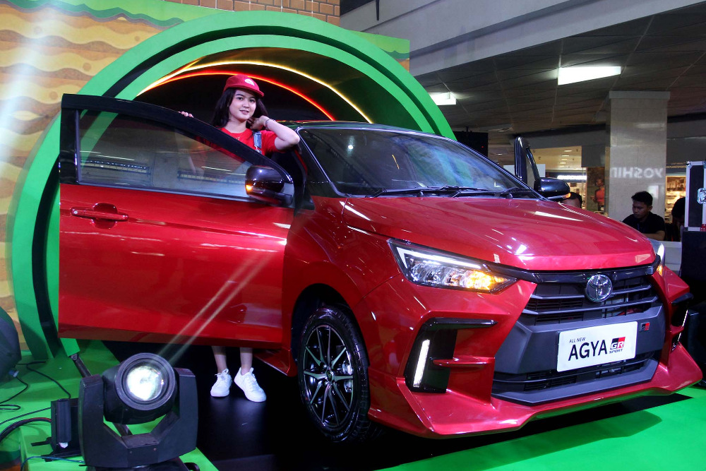  Kalla Toyota Targetkan Memasarkan New Agya Sebanyak 250 Unit Per Bulan