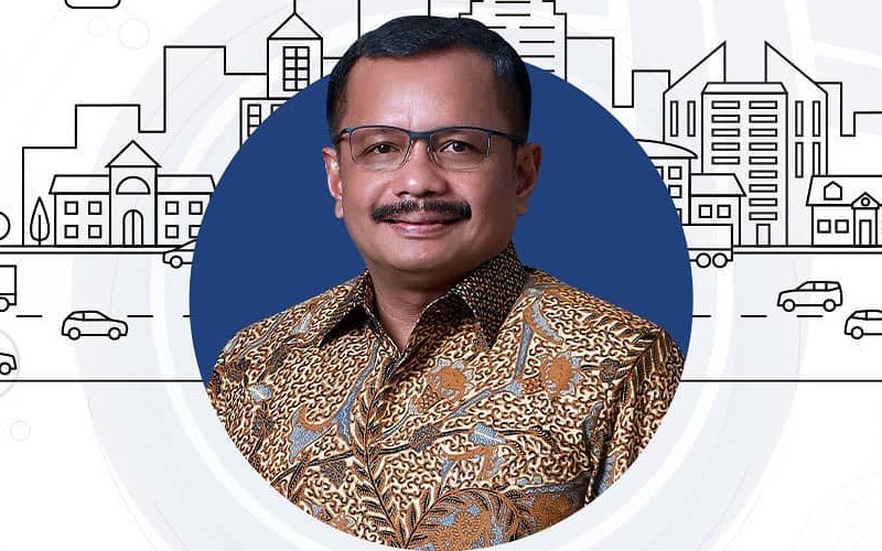 Direktur Utama PT Semen Indonesia (Persero) Tbk. (SMGR). Donny Arsal.