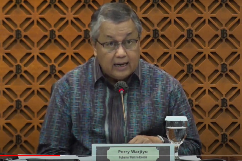 Gubernur Bank Indonesia Perry Warjiyo memberikan pemaparan dalam konferensi pers Rapat Dewan Gubernur (RDG) di Jakarta, Kamis (16/2/2023). Youtube Bank Indonesia.