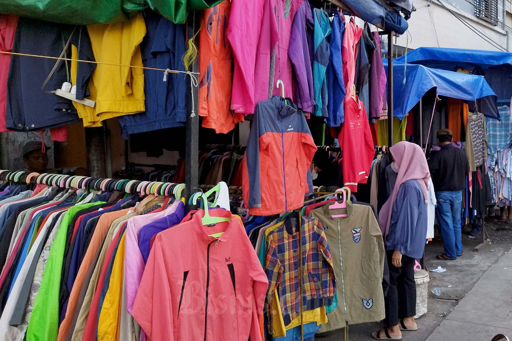  Kapolri Akan Menindak Tegas Penyelundupan Impor Pakaian Bekas