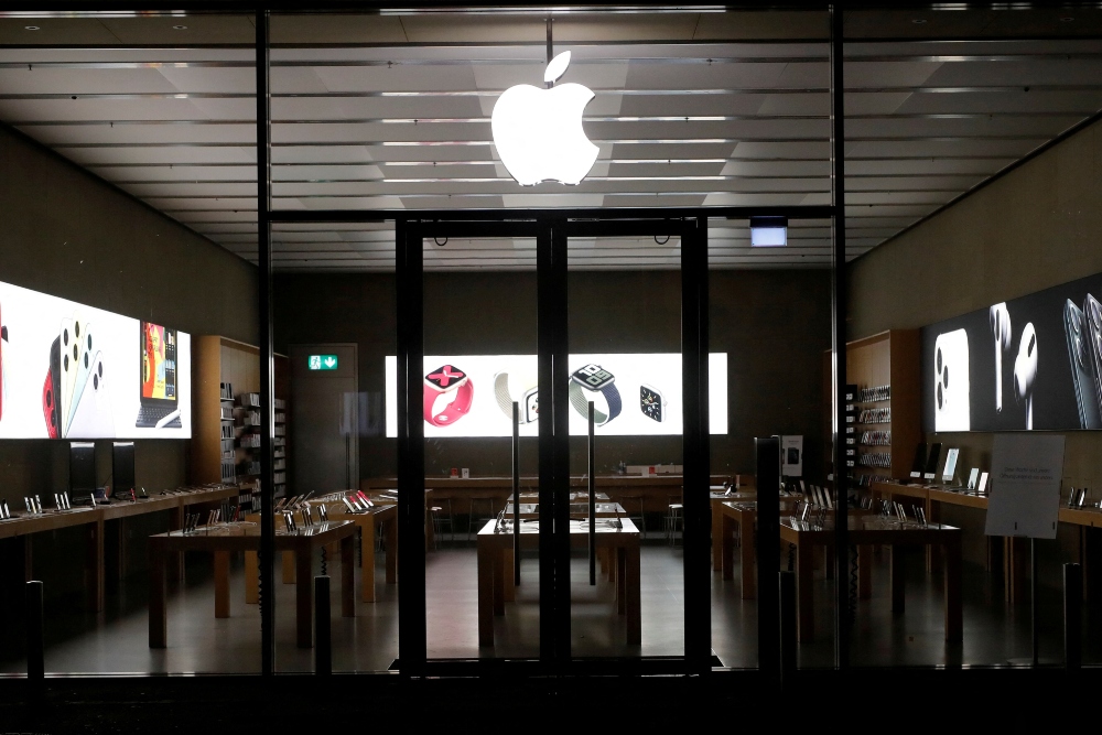  Mati-matian Apple Berkelit dari Badai PHK