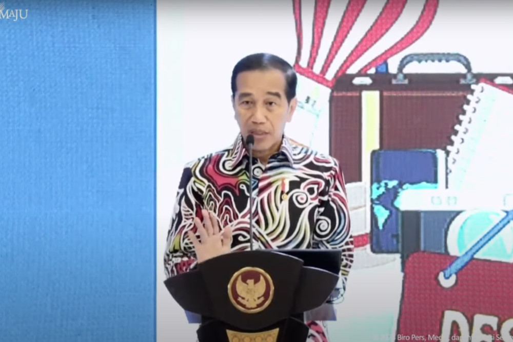 Jokowi Resmikan Kereta Api Makassar-Parepare