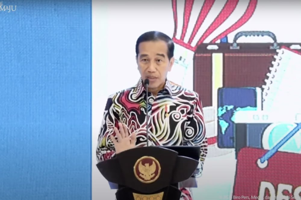  Jokowi Resmikan Kereta Api Makassar-Parepare