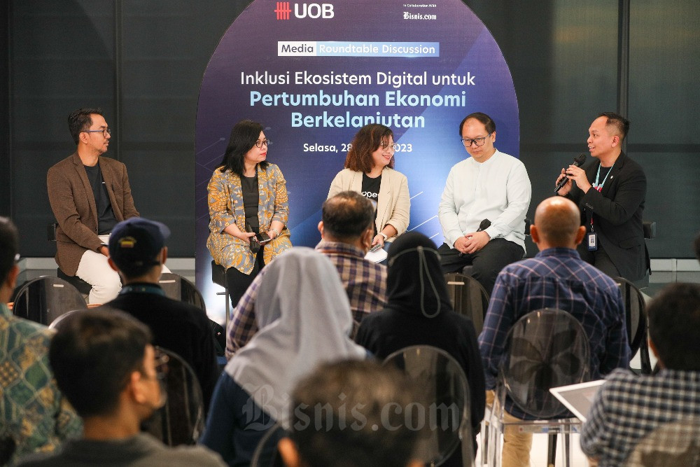  Media Roundtable Discussion UOB Indonesia: Visi Indonesia 2045, Ekonom Sarankan Jurus Ini