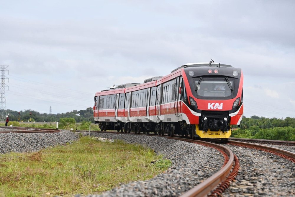  KA Makassar-Parepare Ciptakan Paradigma Baru Perkeretaapian RI