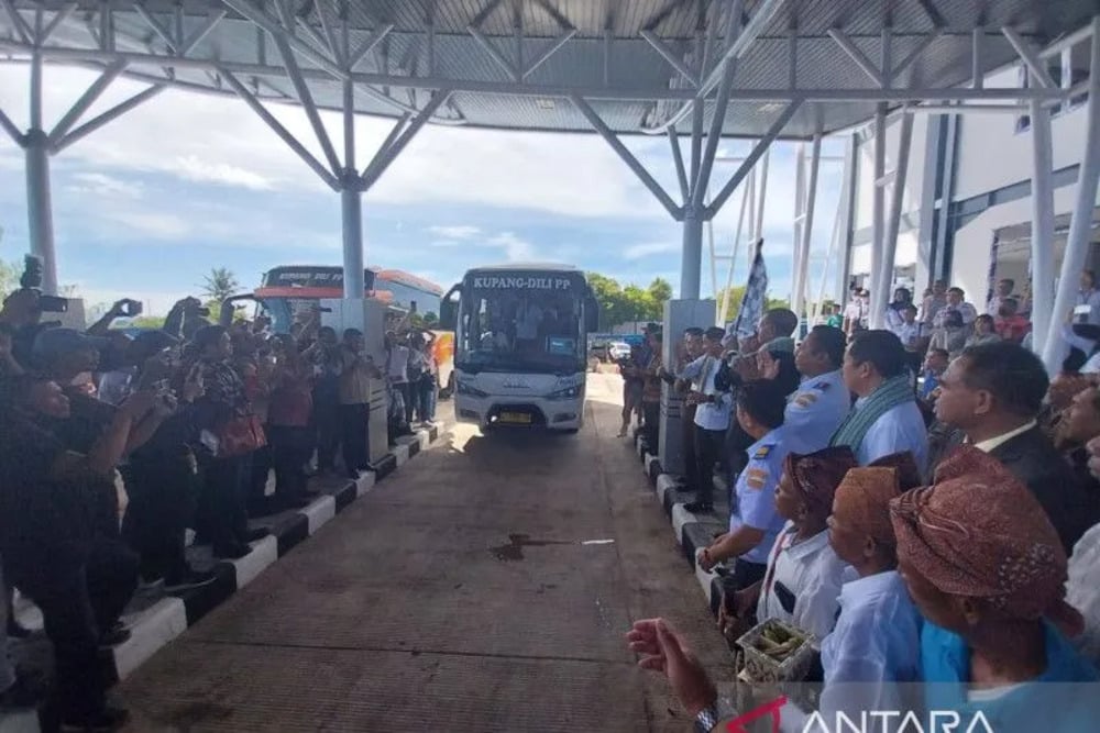  Lima Bus Lintas Kupang-Dili Diluncurkan