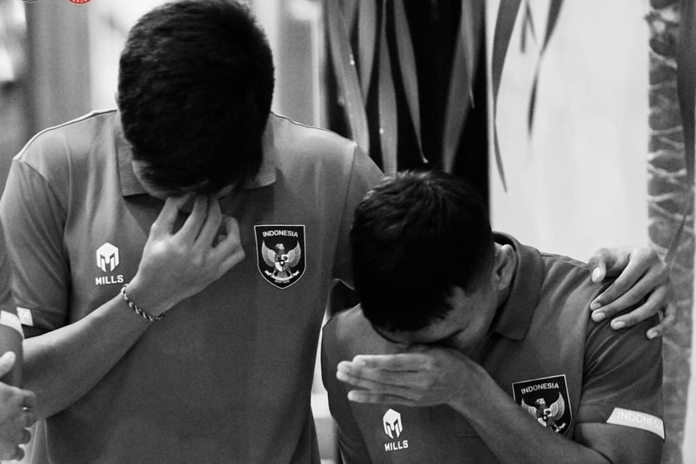 Skuad Timnas Garuda Muda menangis karena pembatalan Piala Dunia U-20