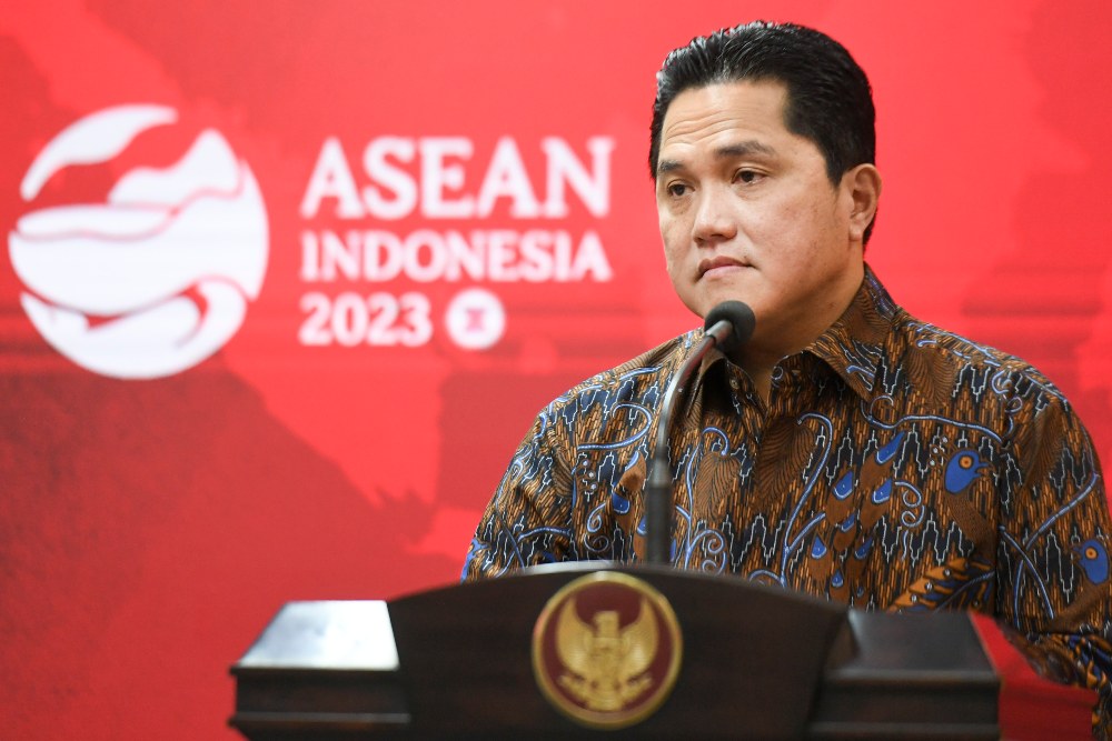  Jokowi Perintahkan Erick Thohir Siapkan Blueprint Transformasi Sepak Bola RI