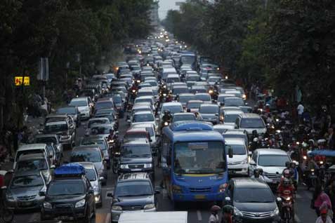 Kurangi Kemacetan Jakarta, Dishub DKI Jakarta Tutup 32 U-Turn