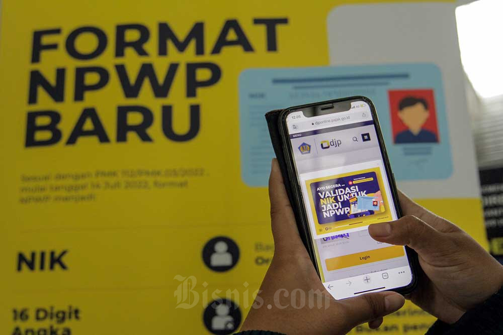 Wajib pajak beraktivitas di salah satu kantor pelayanan pajak./Bisnis-Fanny Kusumawardhani
