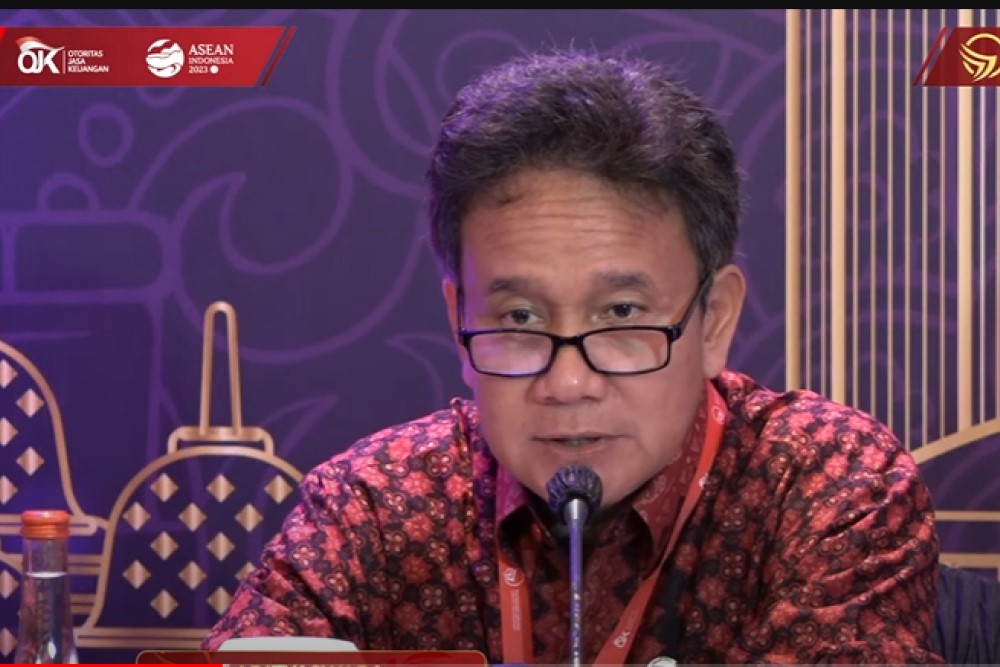Wakil Ketua Dewan Komisioner Otoritas Jasa Keuangan Mirza Adityaswara./Tangkap Layar