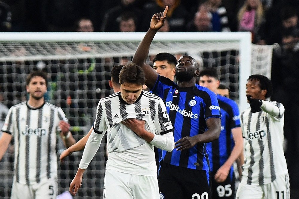 Ricuh Coppa Italia Juventus vs Inter Milan: Cuadrado Pukul Handanovic, 3 Pemain Kartu Merah