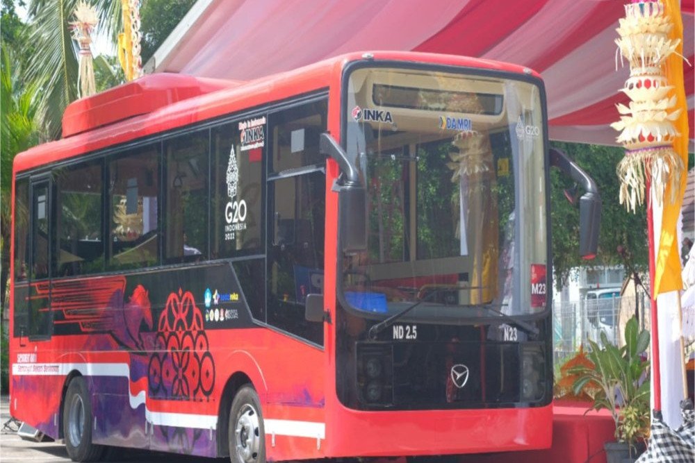 Bus Listrik E-Inobus produksi PT Inka (Persero)/Inka