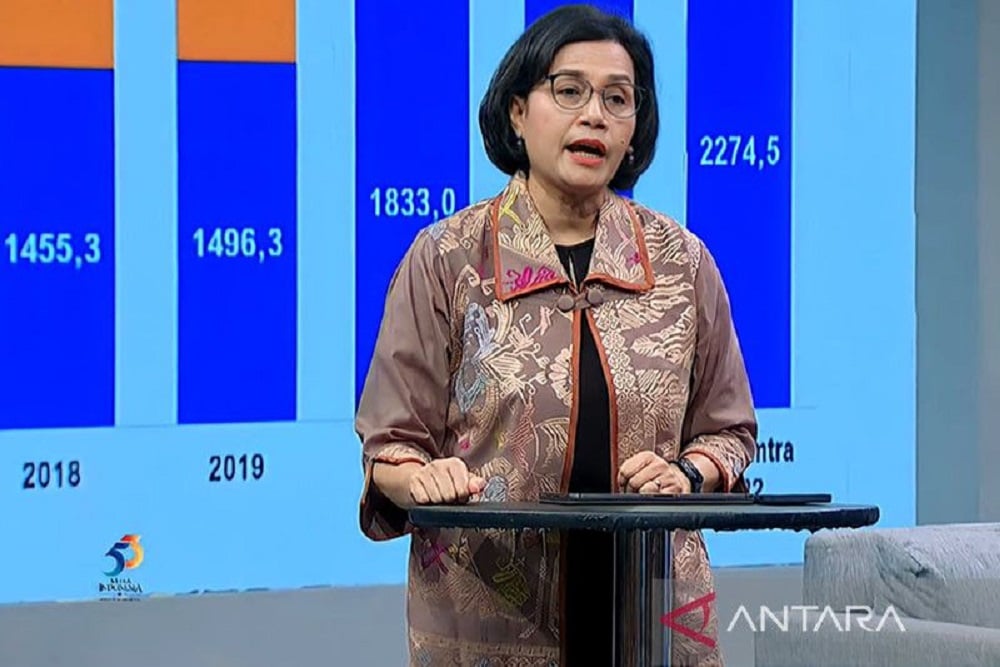 Menteri Keuangan (Menkeu) Sri Mulyani dalam acara Kuliah Umum media Indonesia yang dipantau secara daring di Jakarta, Jumat (3/2/2023). ANTARA/Agatha Olivia Victoria.