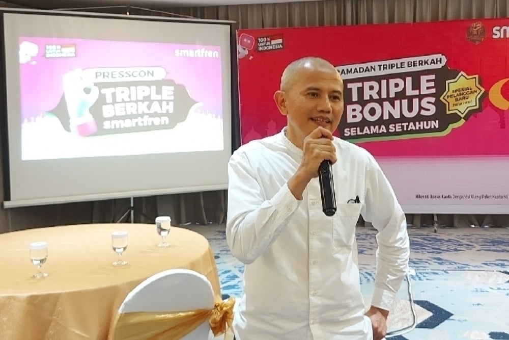Retail Outlet and Brand Manager (ROBM) Central Sumatera Smartfren, Rahmed El Junaidi. /Istimewa