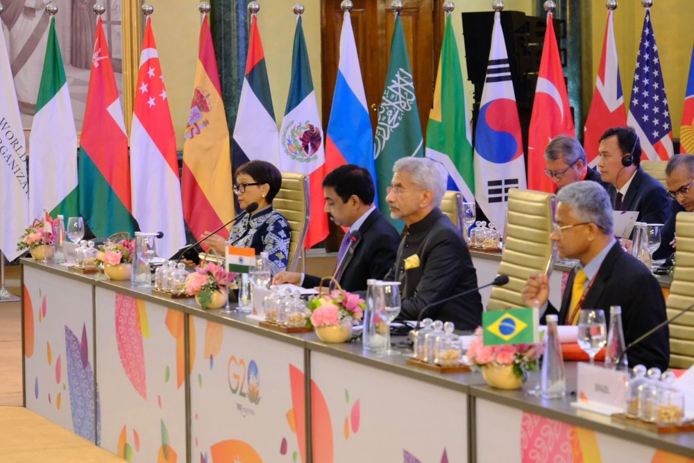 Menteri Luar Negeri RI Retno Marsudi menghadiri pertemuan para Menteri Luar Negeri (FMM) G20 di New Delhi, India (2/3). Dalam pertemuan tersebut, Menlu menyerukan agar G20 dapat menjadi katalis untuk membangkitkan kembali semangat kolaborasi global./Dok. Kemlu