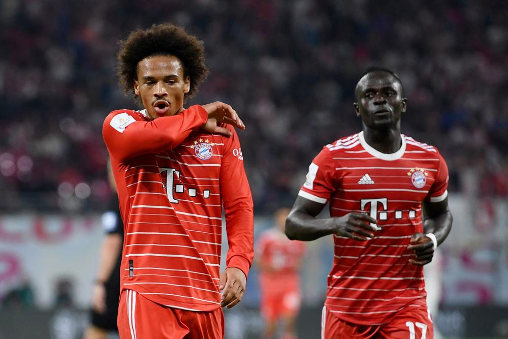 Pemain Bayern Munchen, Sadio Mane dan Leroy Sane/Reuters